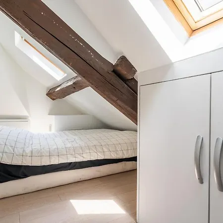 Cozy 아파트